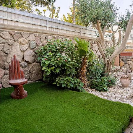 וילה רוני בריכה מחוממת Villa Roni Heated Pool Eilat Buitenkant foto