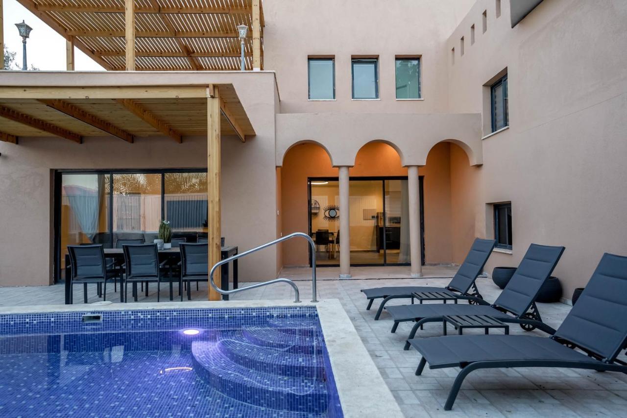 וילה רוני בריכה מחוממת Villa Roni Heated Pool Eilat Buitenkant foto