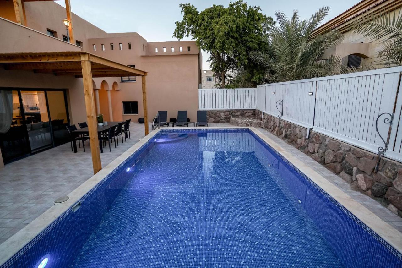 וילה רוני בריכה מחוממת Villa Roni Heated Pool Eilat Buitenkant foto